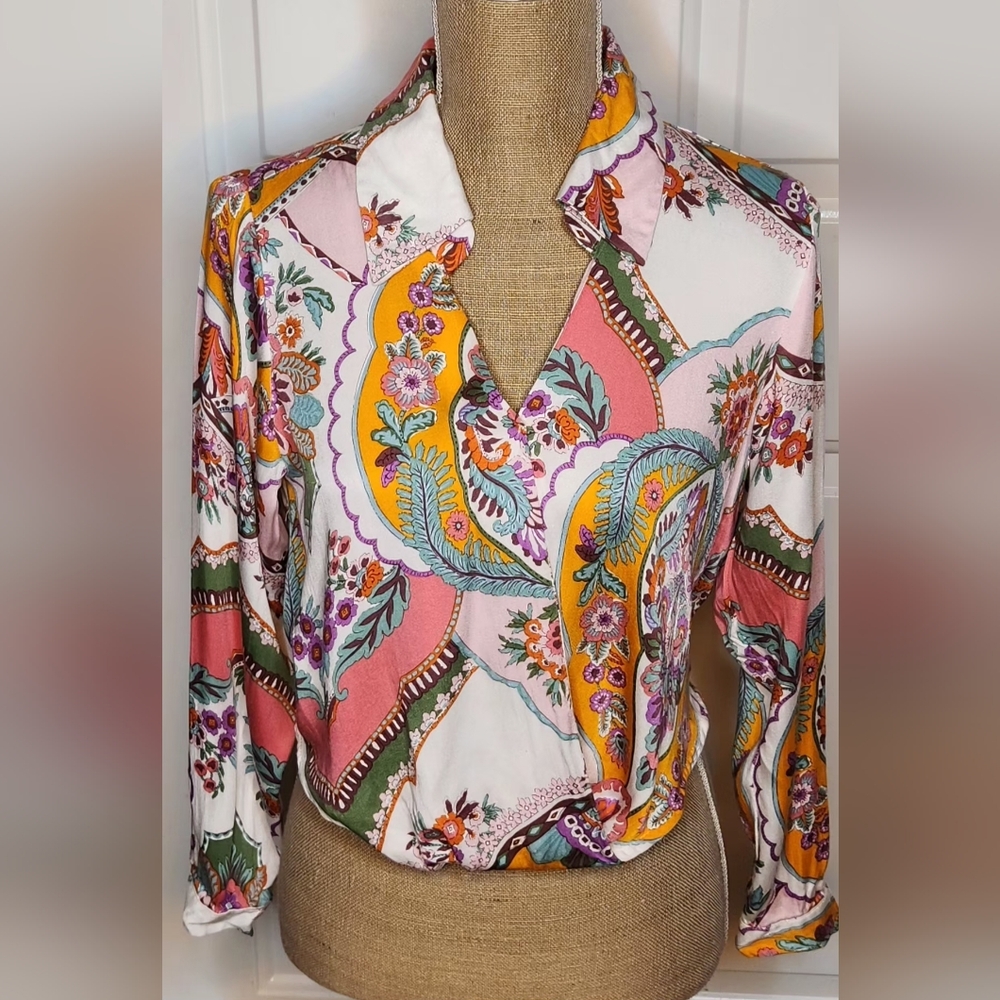 Rachel Zoe Multicolor Floral Crop Blouse Size XS (18"-pit to pit & 18" L)